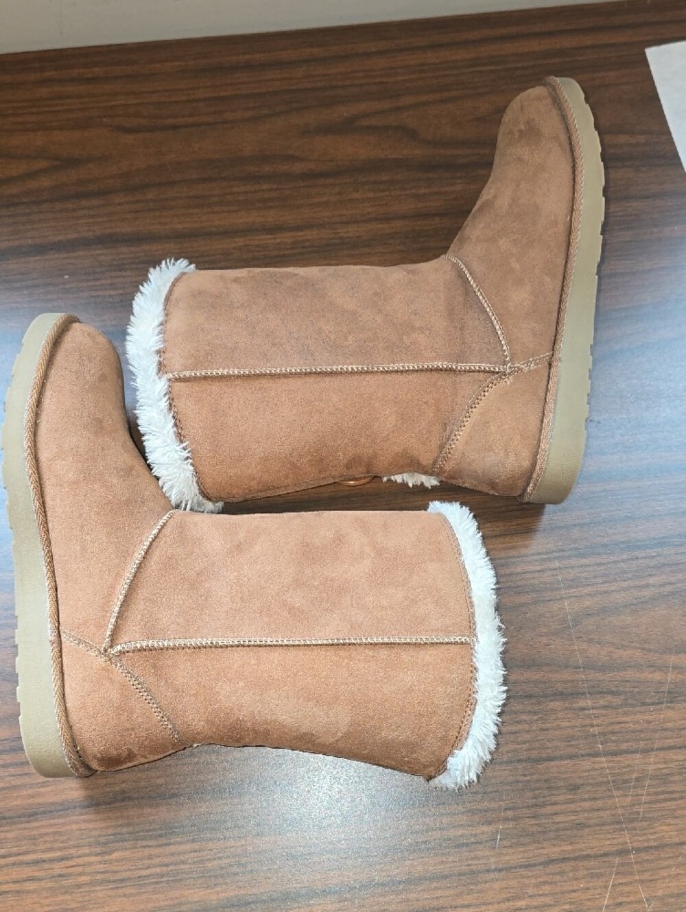 SO Women's Brown Faux-Shearling Button Winter Boots - Picture 6 of 10